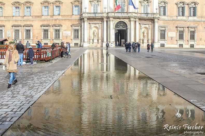 Piazze Grande square in Modena