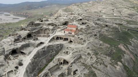 Embedded thumbnail for Uplistsikhe cave town in Georgia / 4K / DJI Mavic AIR 2