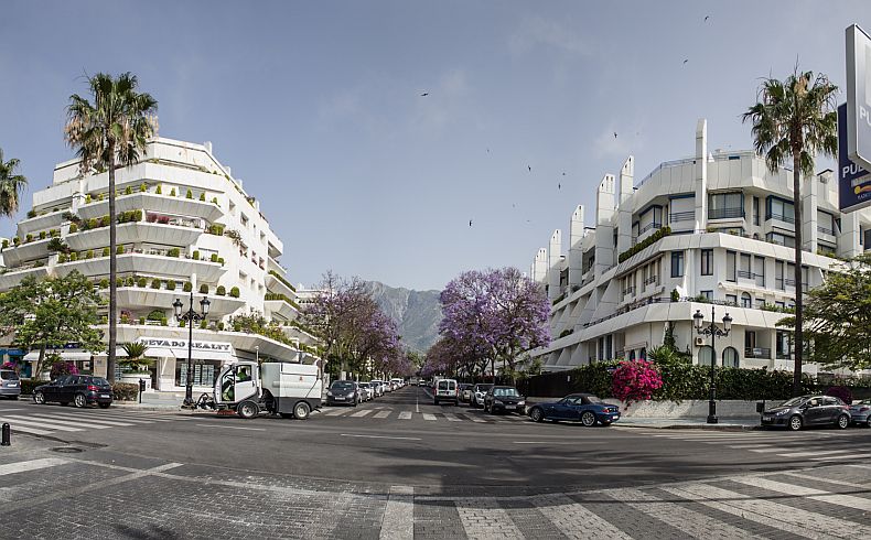 Apartment houses in Marbella