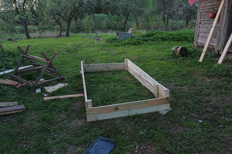 Making second, larger, box