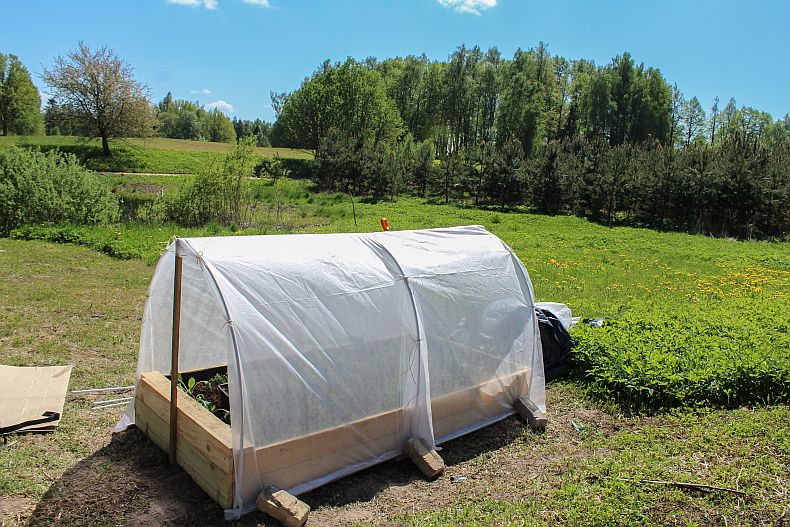 Attaching greenhouse film