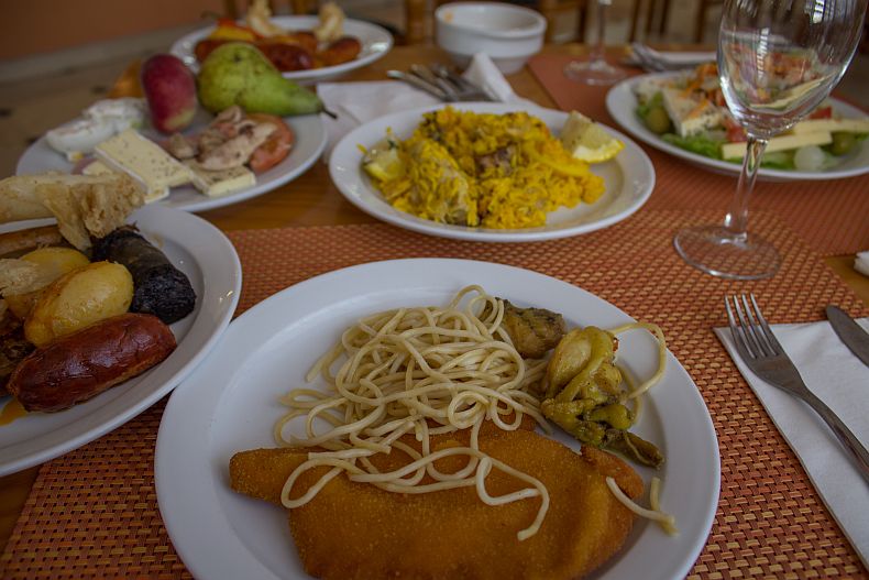 Restaurant at Hotel Parasol Garden
