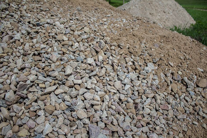 Crushed stone