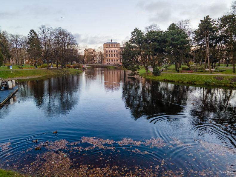 Canal at Kronvalda park in Riga