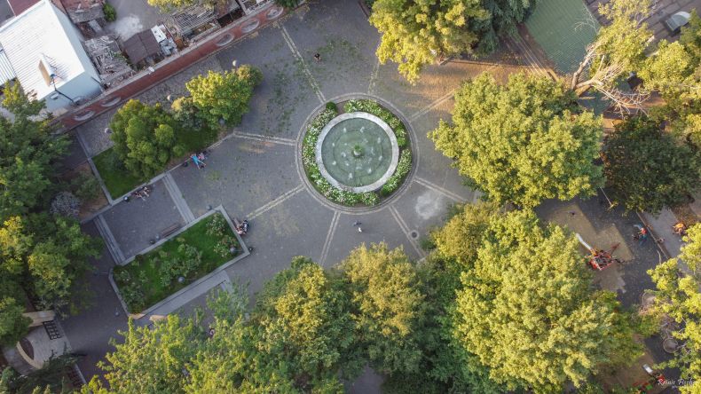 Water fountain from a drone's flight