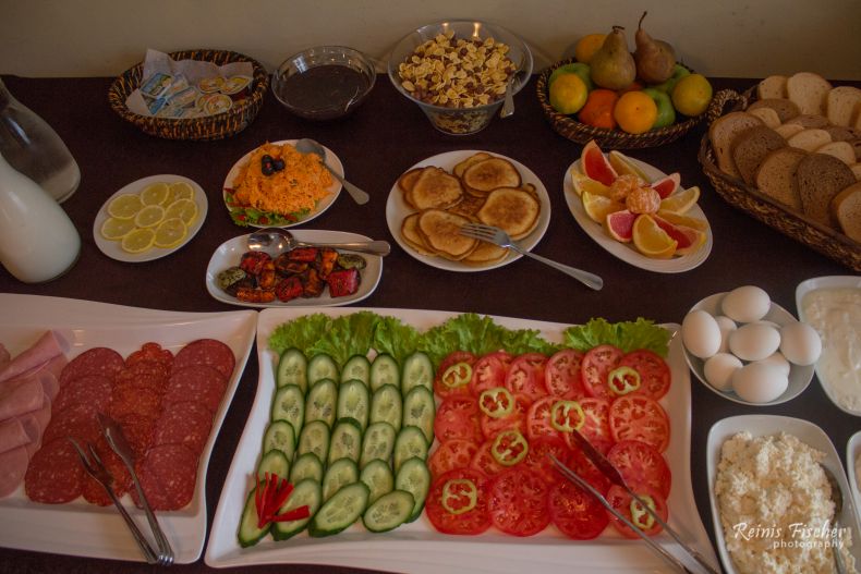 Breakfast at Gino Wellness Hotel in Mtskheta