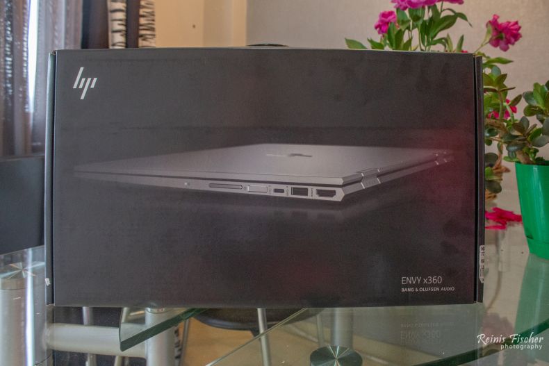 HP Envy in box