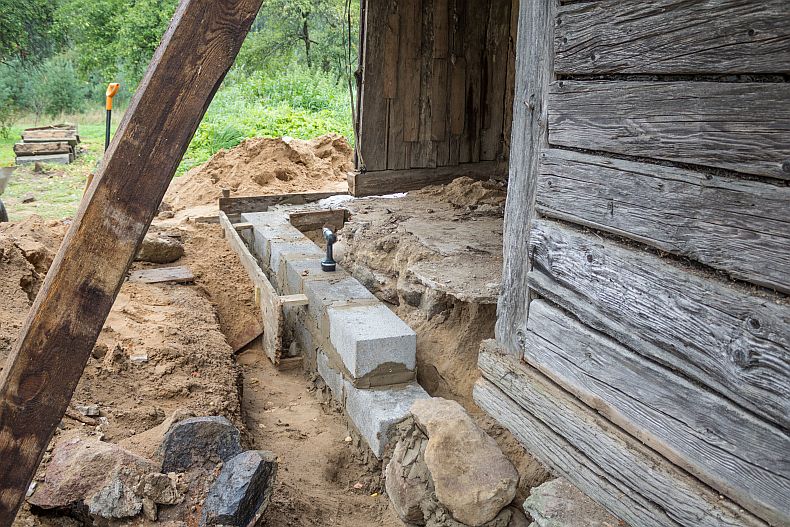 Constructing foundation from fibo blocks