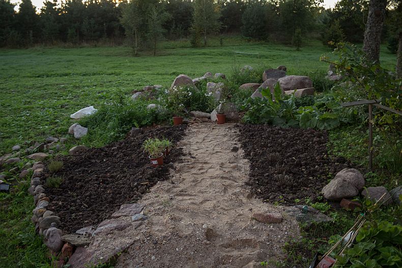 Shaping trail in the rock garden