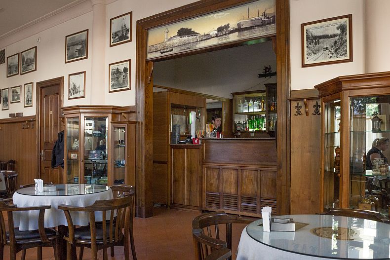 Interior at Privet iz Batumi