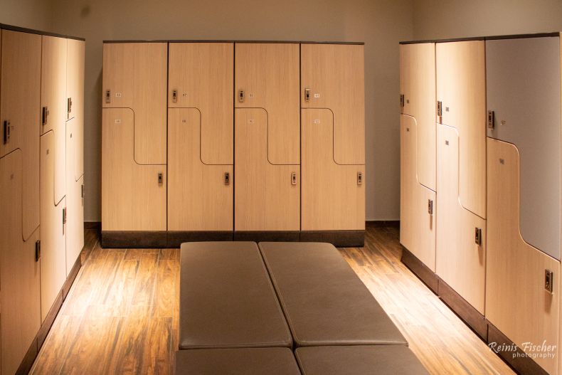 Lockers at the SPA center