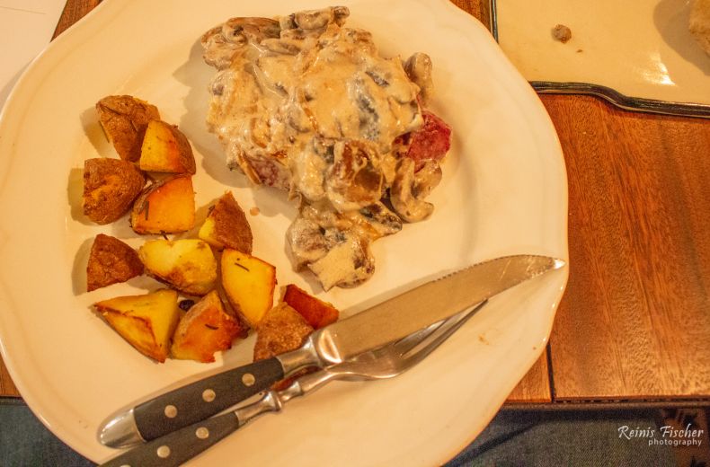 Steak in mushroom sauce in Keti's Bistro
