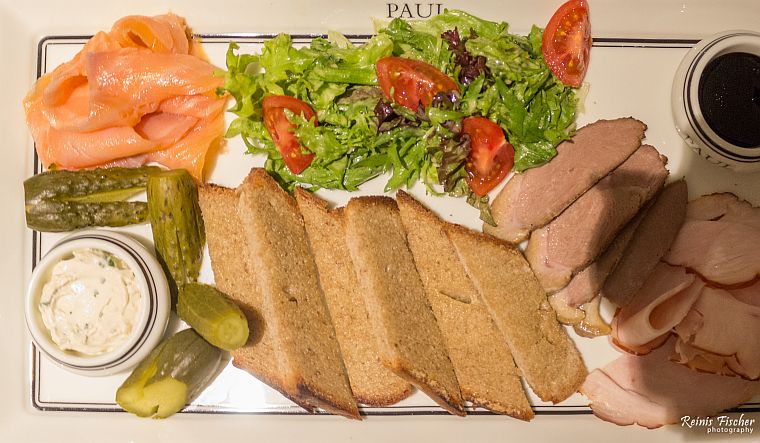 An appetizer plate