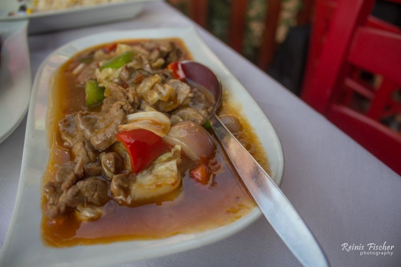 Shredded beef with vegetables