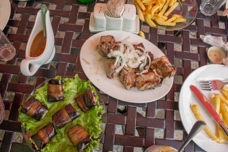 Tyoical Georgian Supra at Restaurant Vine yard in Kvareli