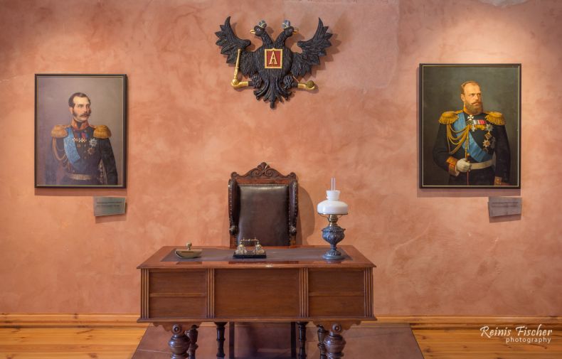 Room with portraits of Russian Tsars